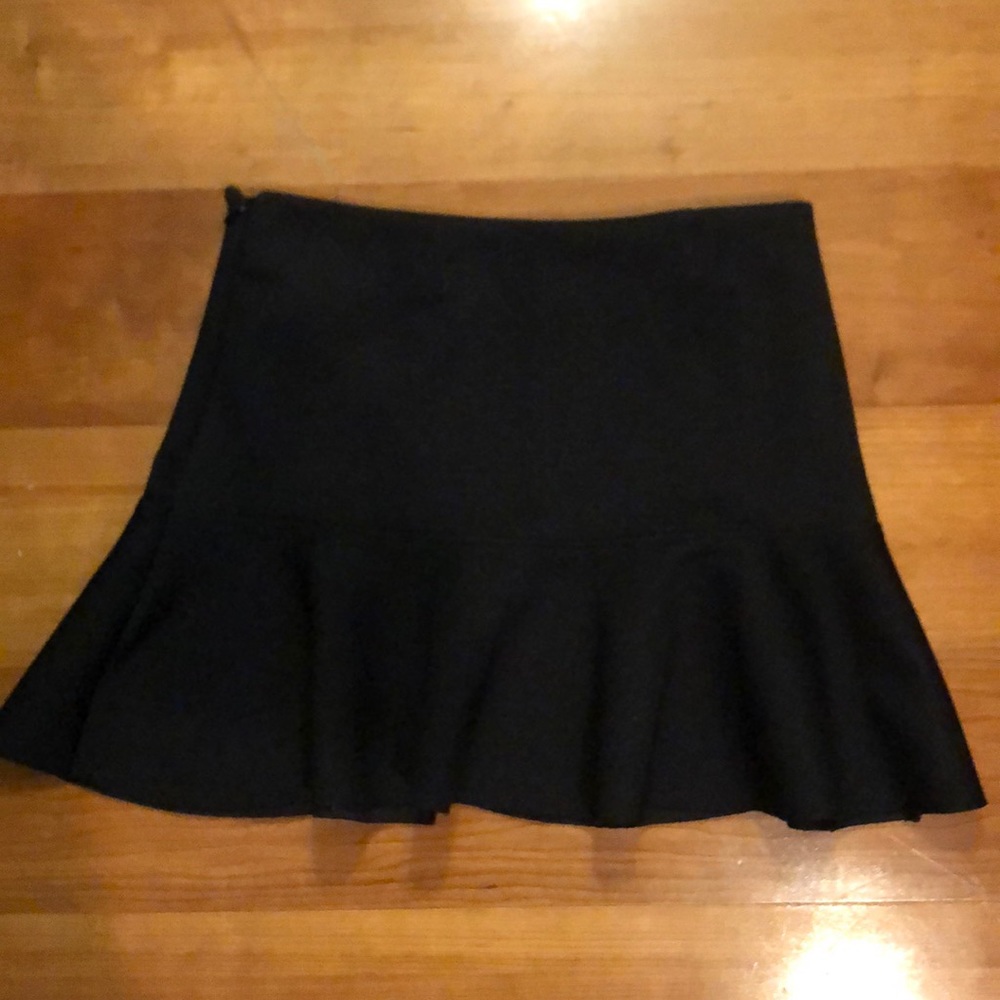 H&M Ruffle Skirt - Picture 4 of 6
